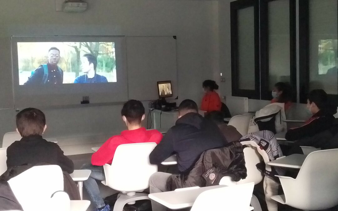 Intervention d’Unis-Cité pour des séances de ciné-débat citoyen avec les 1 CAP Indus