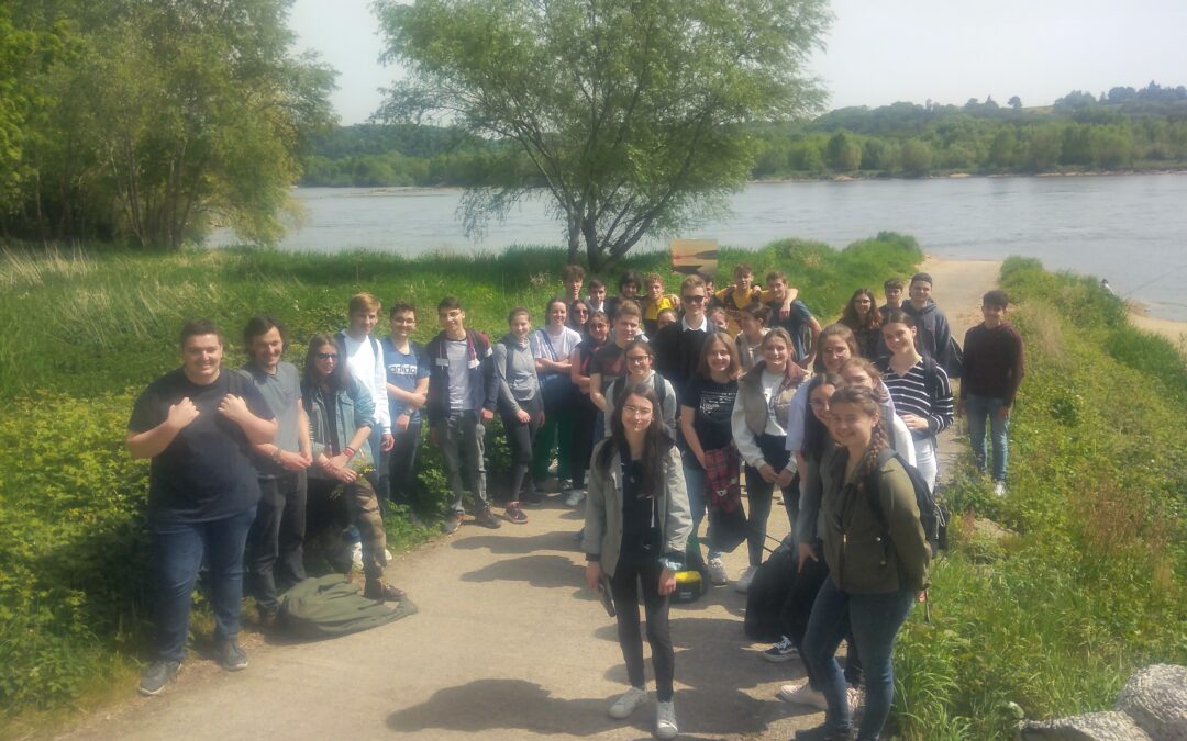 Sortie géologique des élèves de Terminale spécialité SVT en bord de Loire